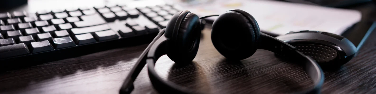 Customer Support_ Client Servicing LinkedIn Cover Banner 5 Customer Support_ Client Servicing LinkedIn Cover Banner 5